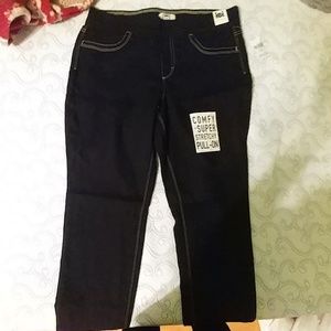 New pull on jeggings. Size XL